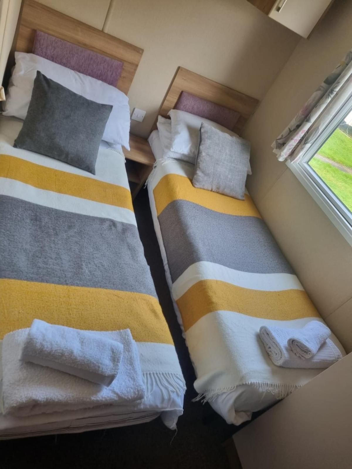 Newquay Bay Porth Caravan - 6 berth Buitenkant foto