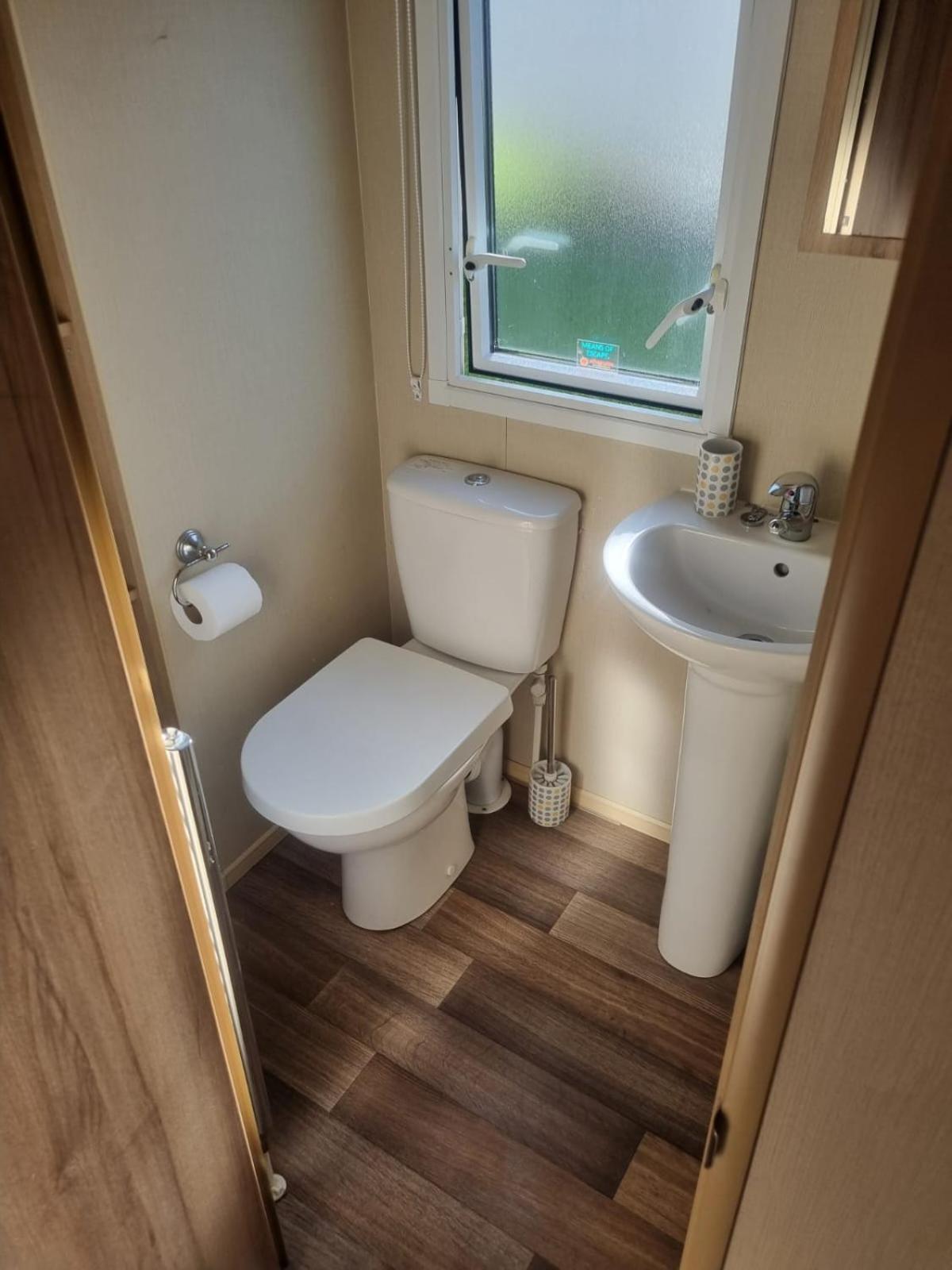 Newquay Bay Porth Caravan - 6 berth Buitenkant foto
